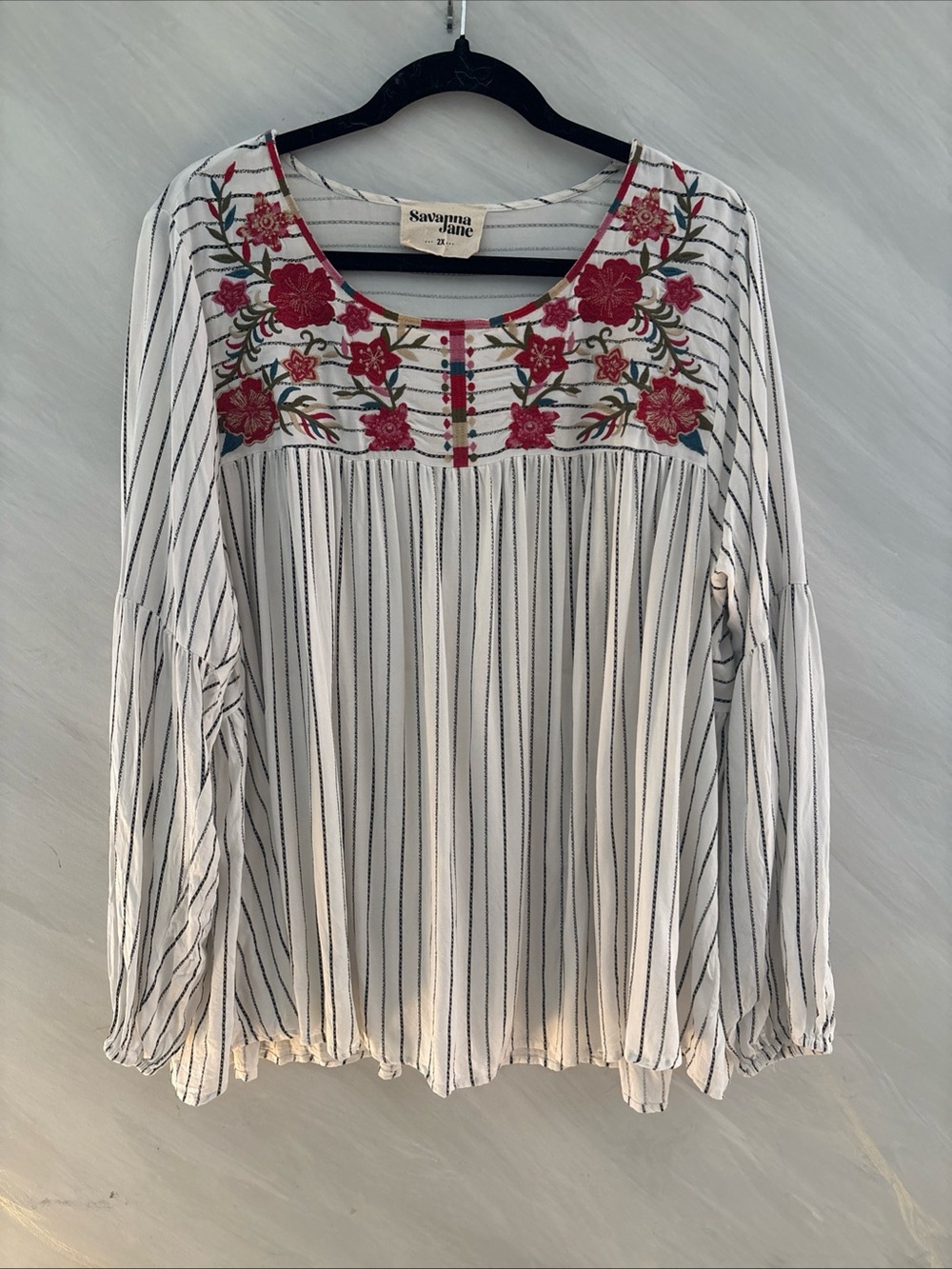 Savanna Jane 2X White Striped Floral Embroidered Long Bishop Sleeves Blouse